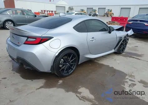 2025 Toyota Gr86 Premium z USA, uszkodzony, nr VIN JF1ZNBE12S8760821